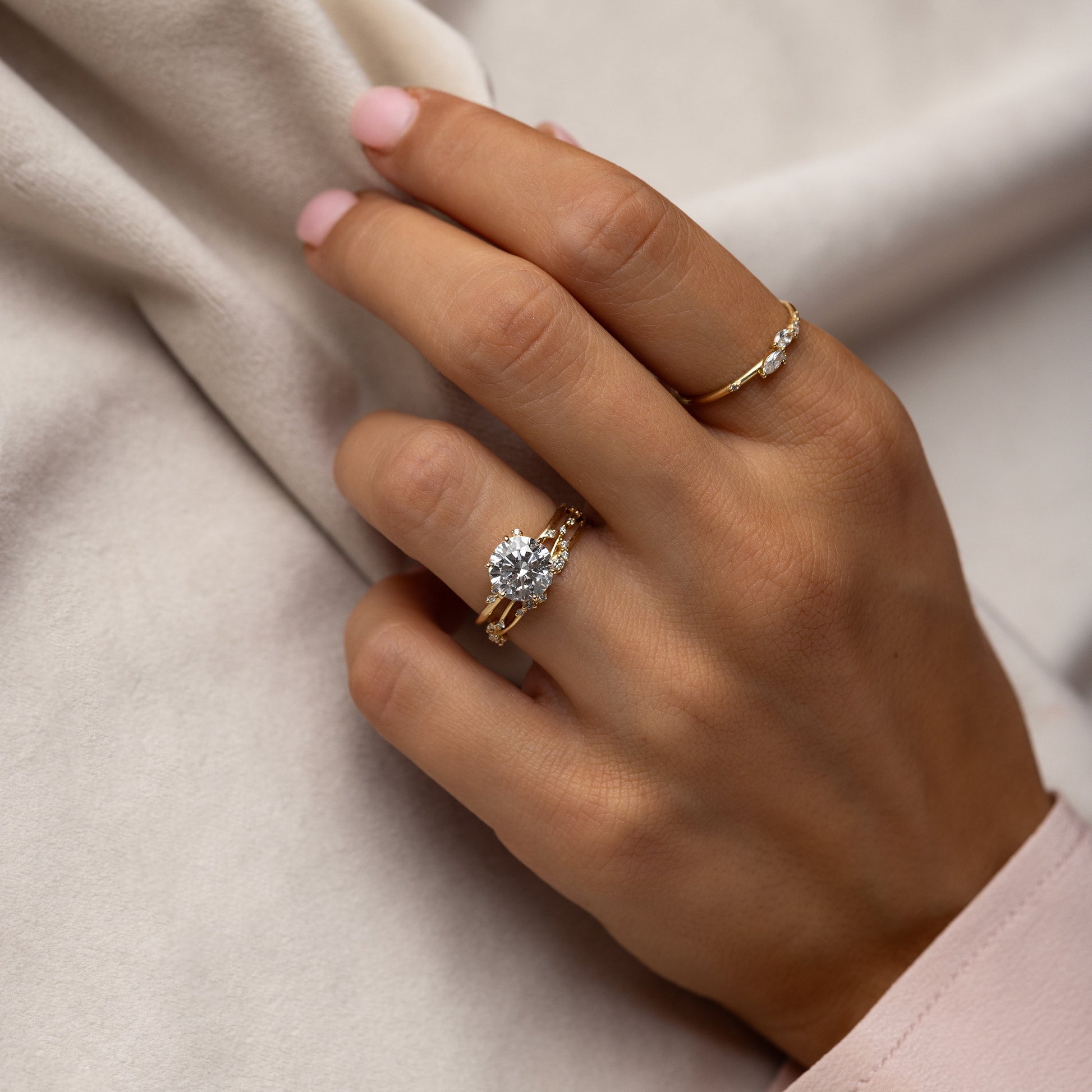 Dainty Cluster-Round Lab Grown Diamond Engagement Ring