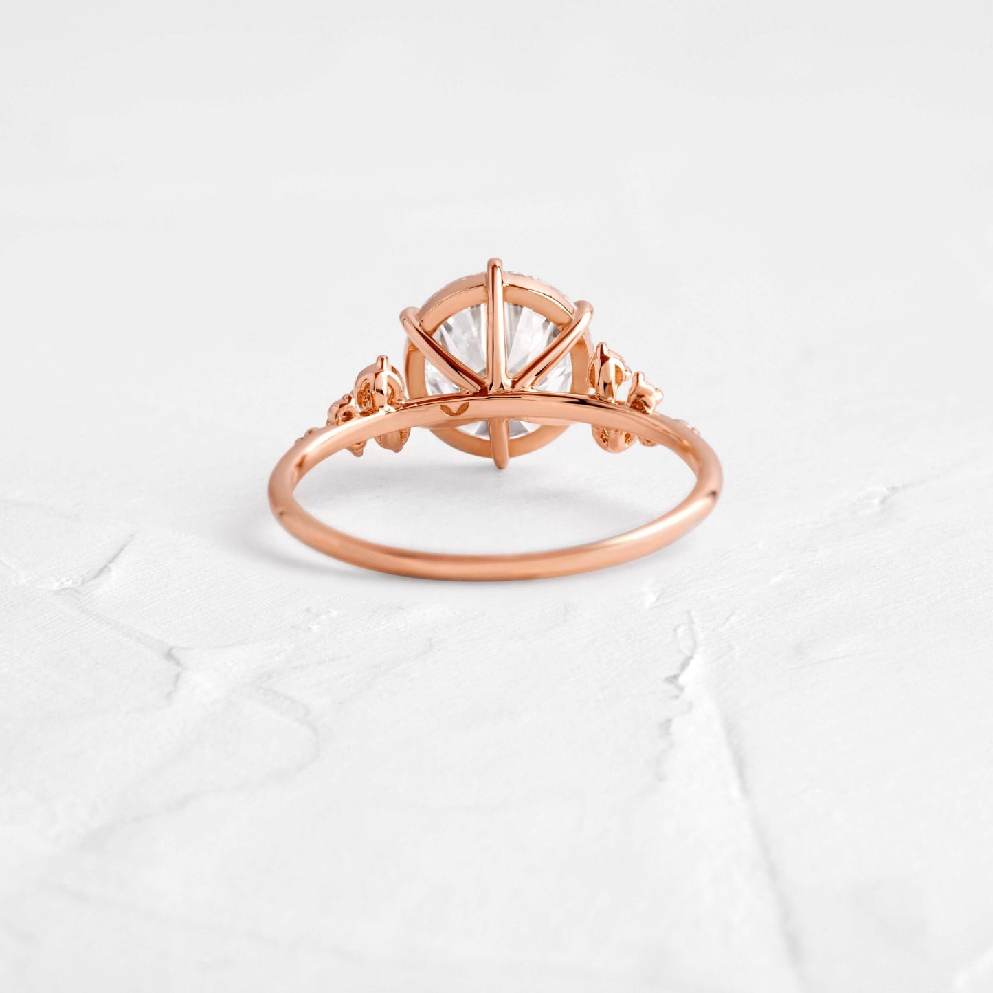 Solitaire-Oval Lab Grown Diamond Engagement Ring