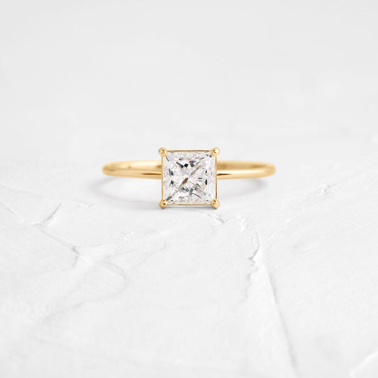 Solitaire-Oval Lab Grown Diamond Engagement Ring