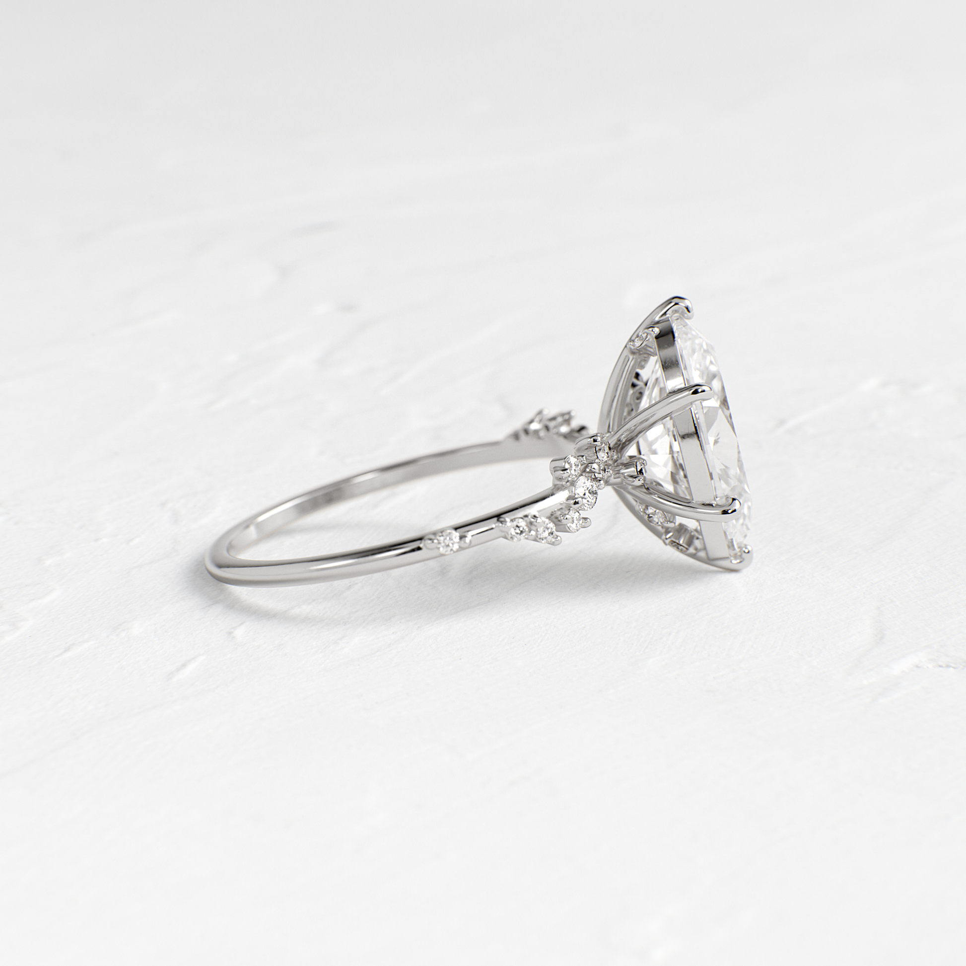 Solitaire-Oval Lab Grown Diamond Engagement Ring