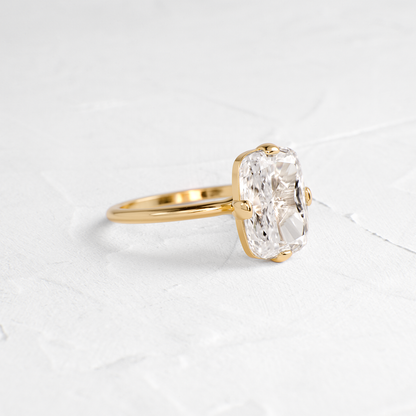 Solitaire-Oval Lab Grown Diamond Engagement Ring