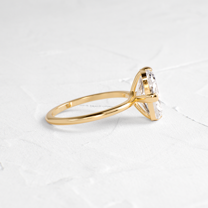 Solitaire-Oval Lab Grown Diamond Engagement Ring