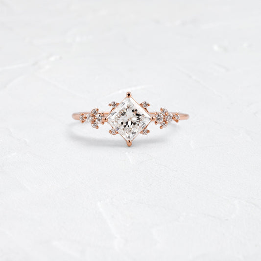 Solitaire-Oval Lab Grown Diamond Engagement Ring