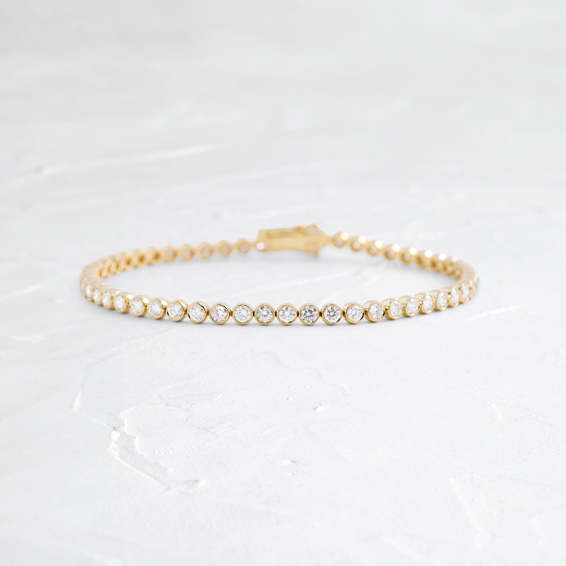 Solitaire Bezel-1.0 CT Oval Lab Grown Diamond Bracelets