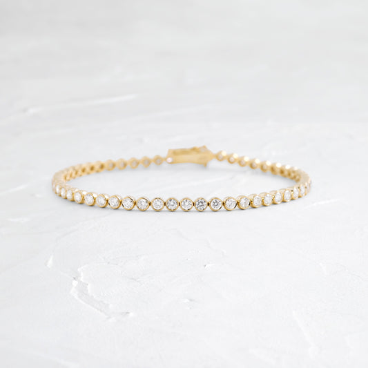 Solitaire Bezel-1.0 CT Oval Lab Grown Diamond Bracelets