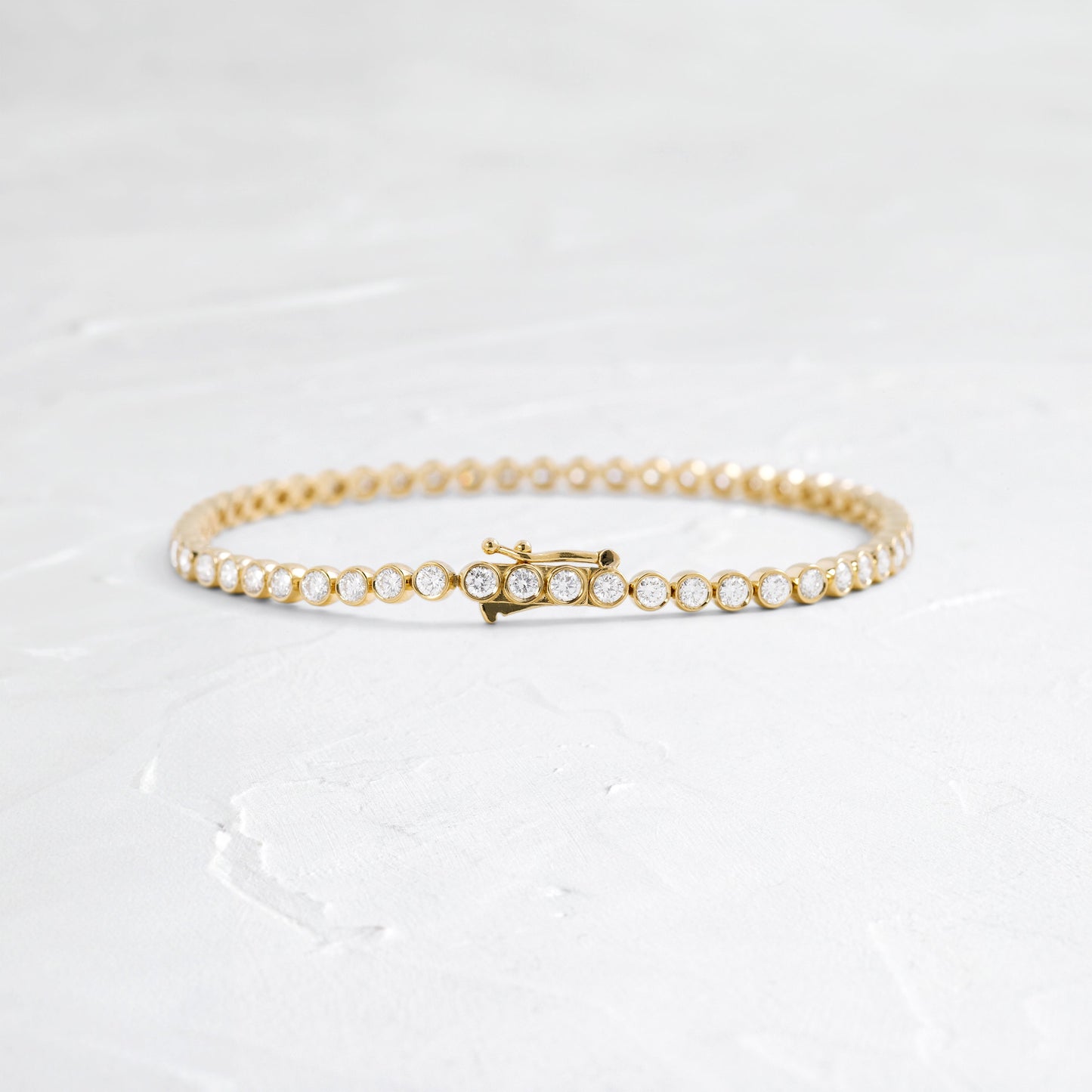 Solitaire Bezel-1.0 CT Oval Lab Grown Diamond Bracelets