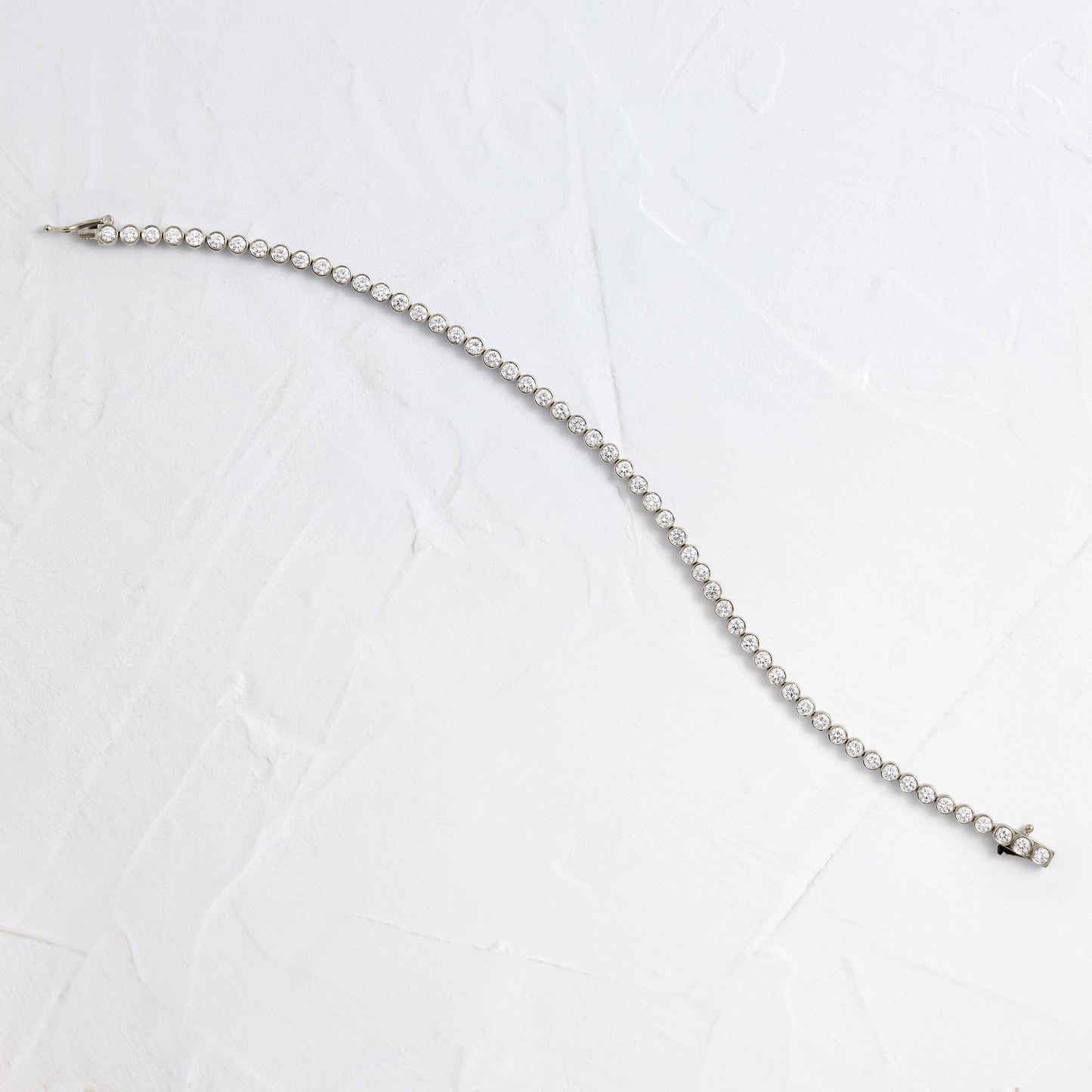 Solitaire Bezel-1.0 CT Oval Lab Grown Diamond Bracelets