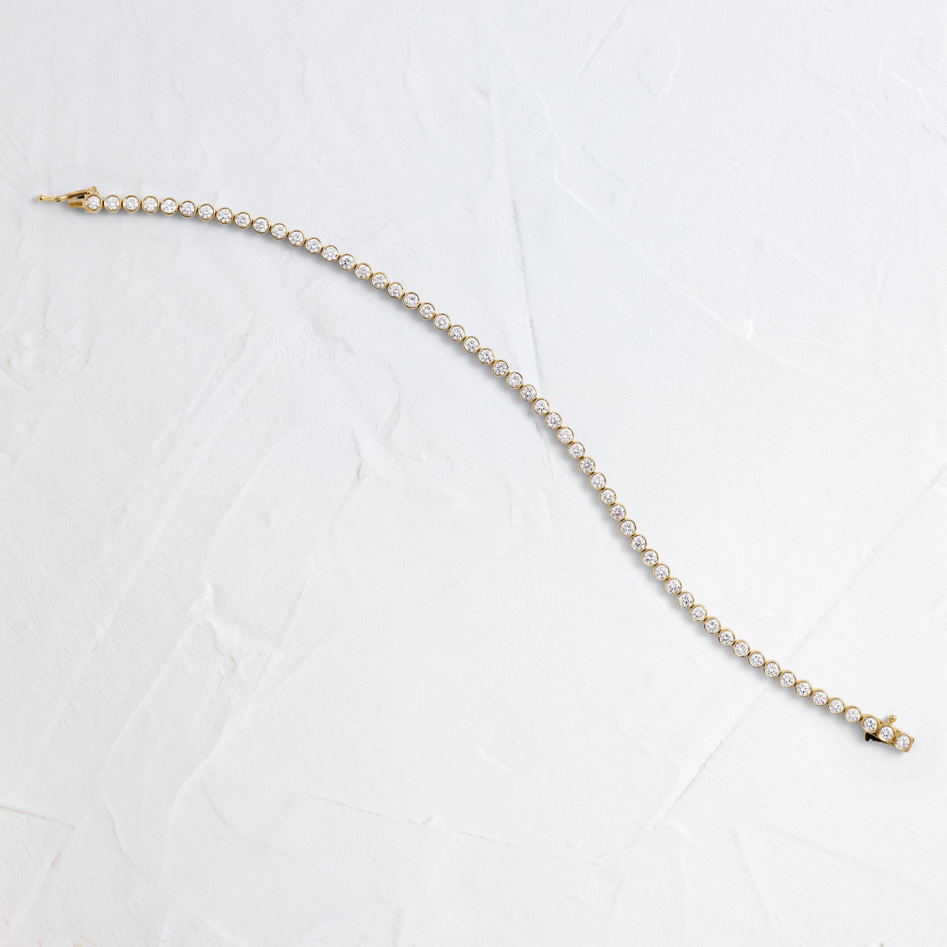 Solitaire Bezel-1.0 CT Oval Lab Grown Diamond Bracelets