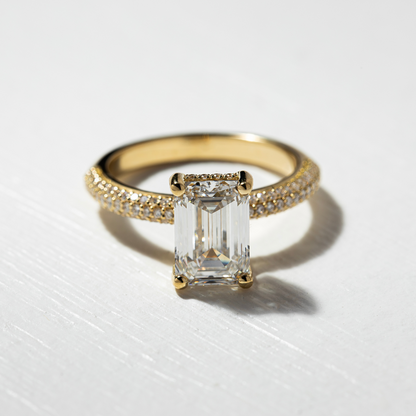 Solitaire-Oval Lab Grown Diamond Engagement Ring