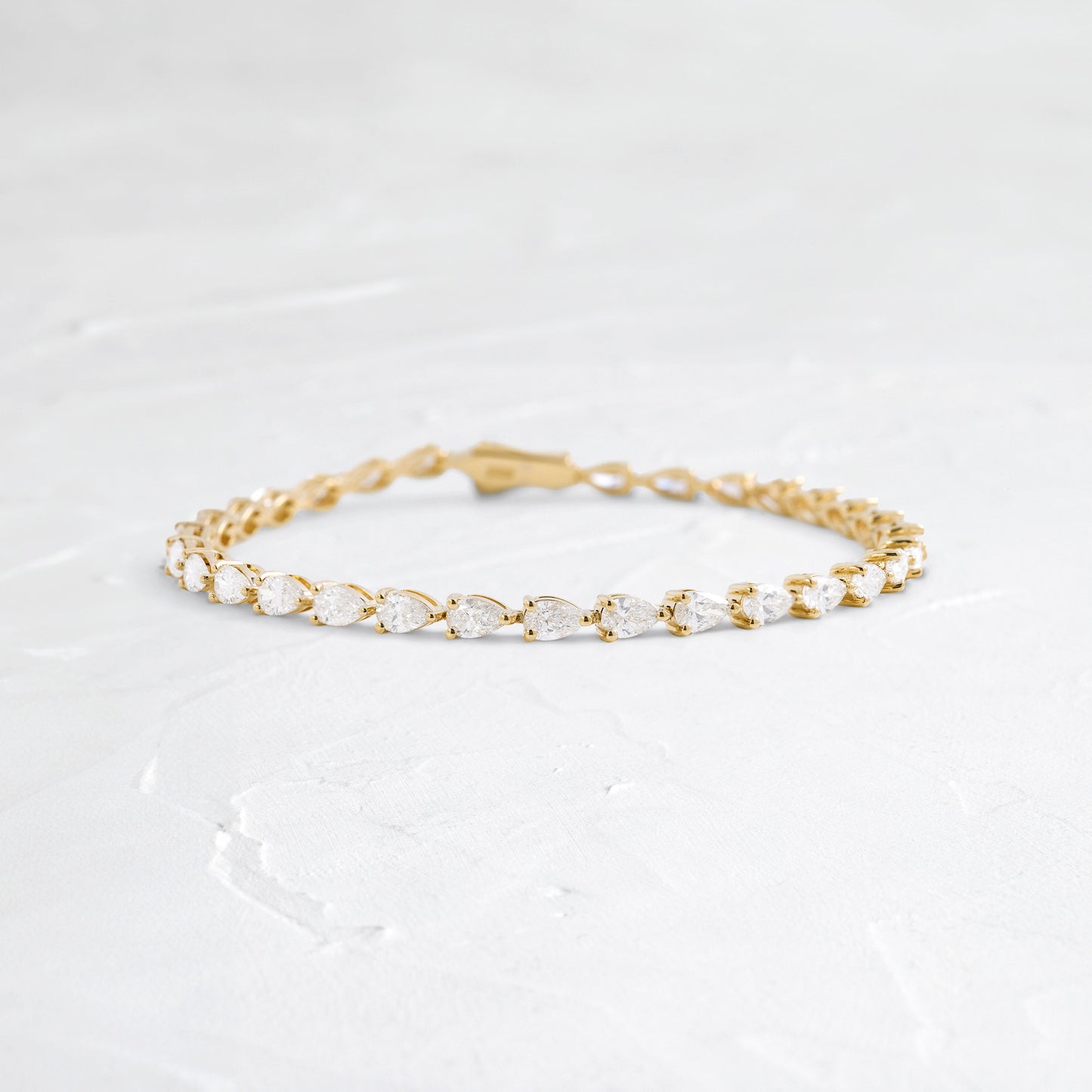 Solitaire Bezel-1.0 CT Oval Lab Grown Diamond Bracelets