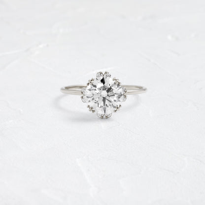 Solitaire-Oval Lab Grown Diamond Engagement Ring