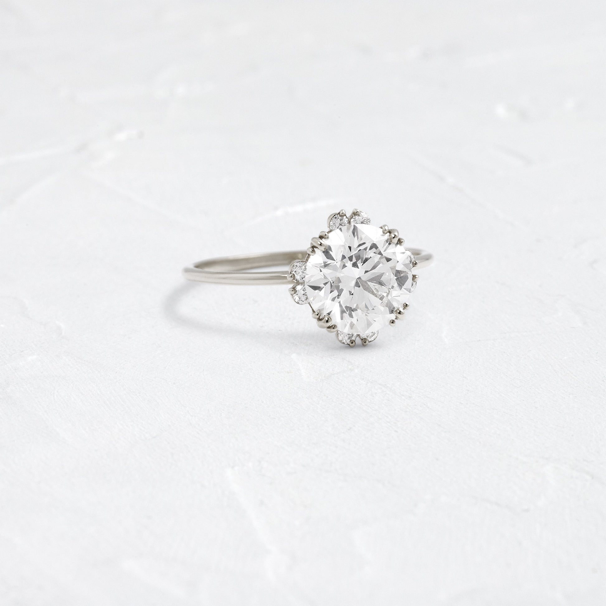 Solitaire-Oval Lab Grown Diamond Engagement Ring