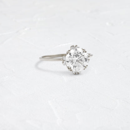 Solitaire-Oval Lab Grown Diamond Engagement Ring