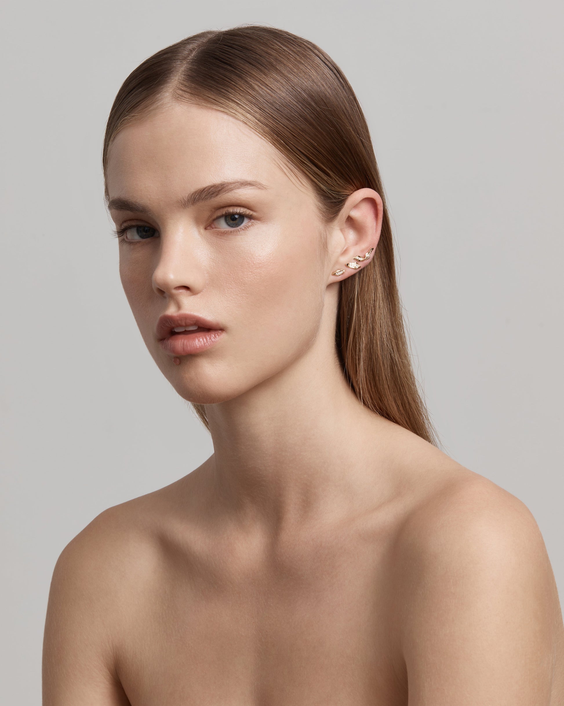 Elegant 0.04 TCW Round Lab Grown Diamond Studs Earrings 2