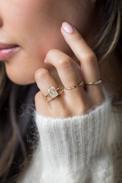 Solitaire-Oval Lab Grown Diamond Engagement Ring