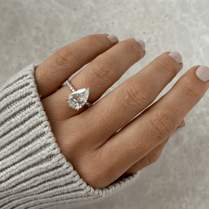 Solitaire-Oval Lab Grown Diamond Engagement Ring