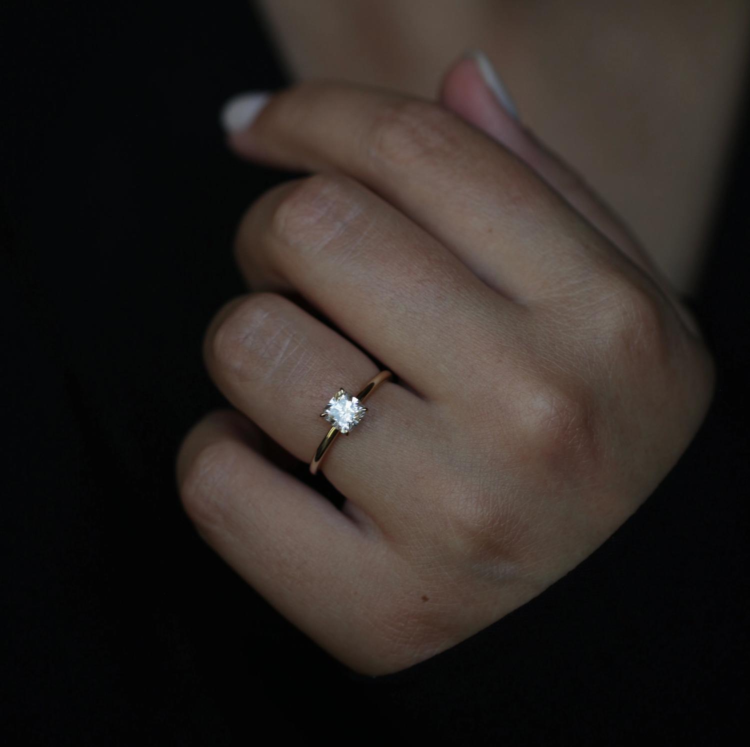 Radiant Elegance: 0.90 CT Cushion Lab-Grown Diamond Solitaire Ring