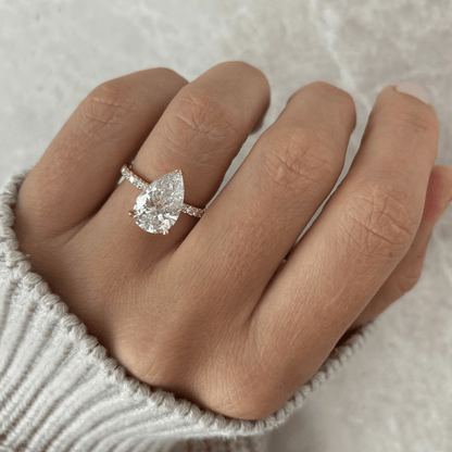 Solitaire-Oval Lab Grown Diamond Engagement Ring