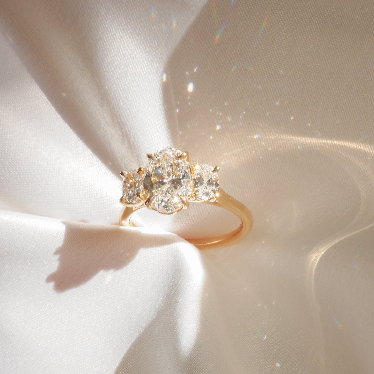 Solitaire-Oval Lab Grown Diamond Engagement Ring