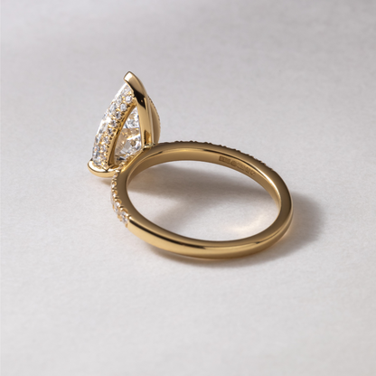 Solitaire-Oval Lab Grown Diamond Engagement Ring