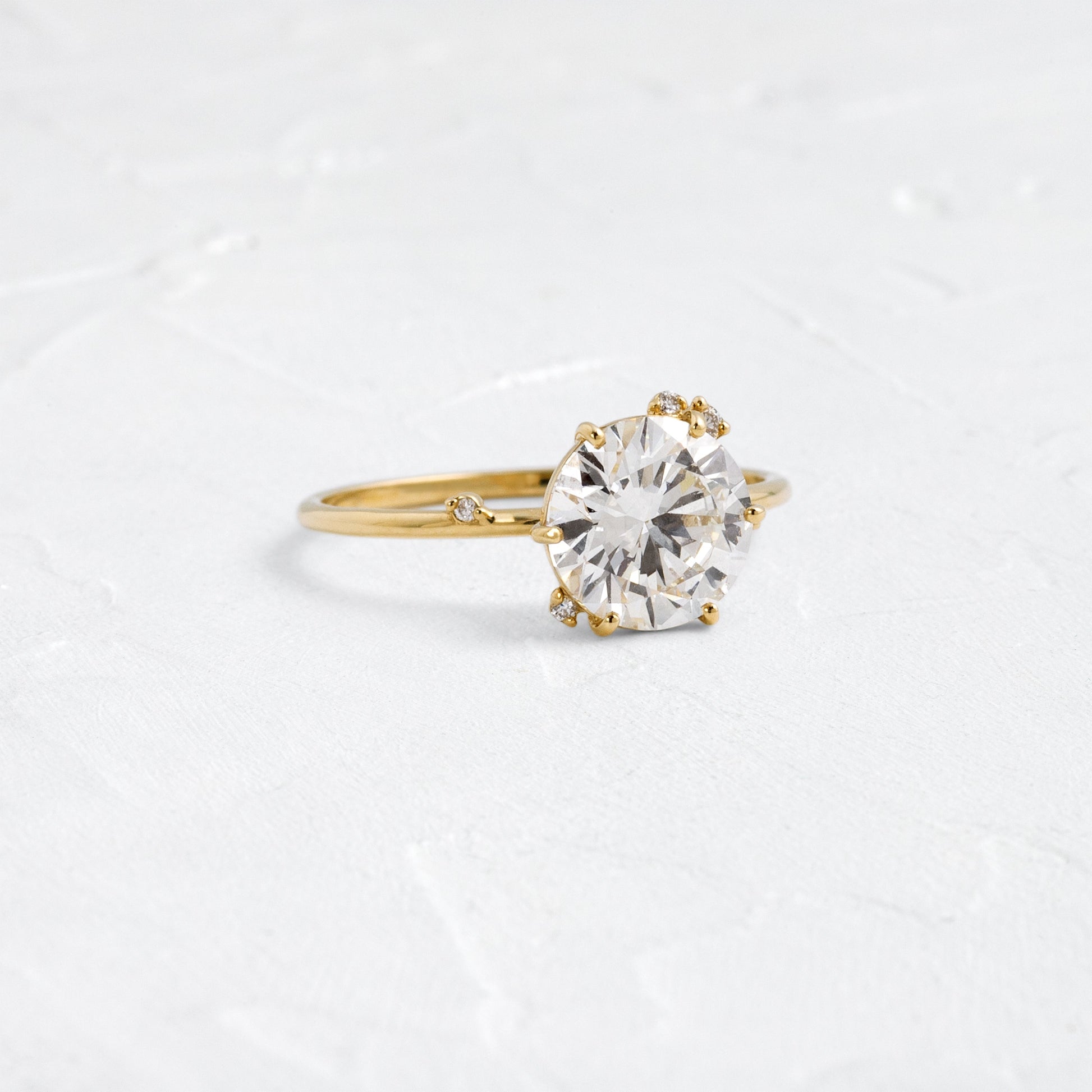 Dainty Cluster-Round Lab Grown Diamond Engagement Ring