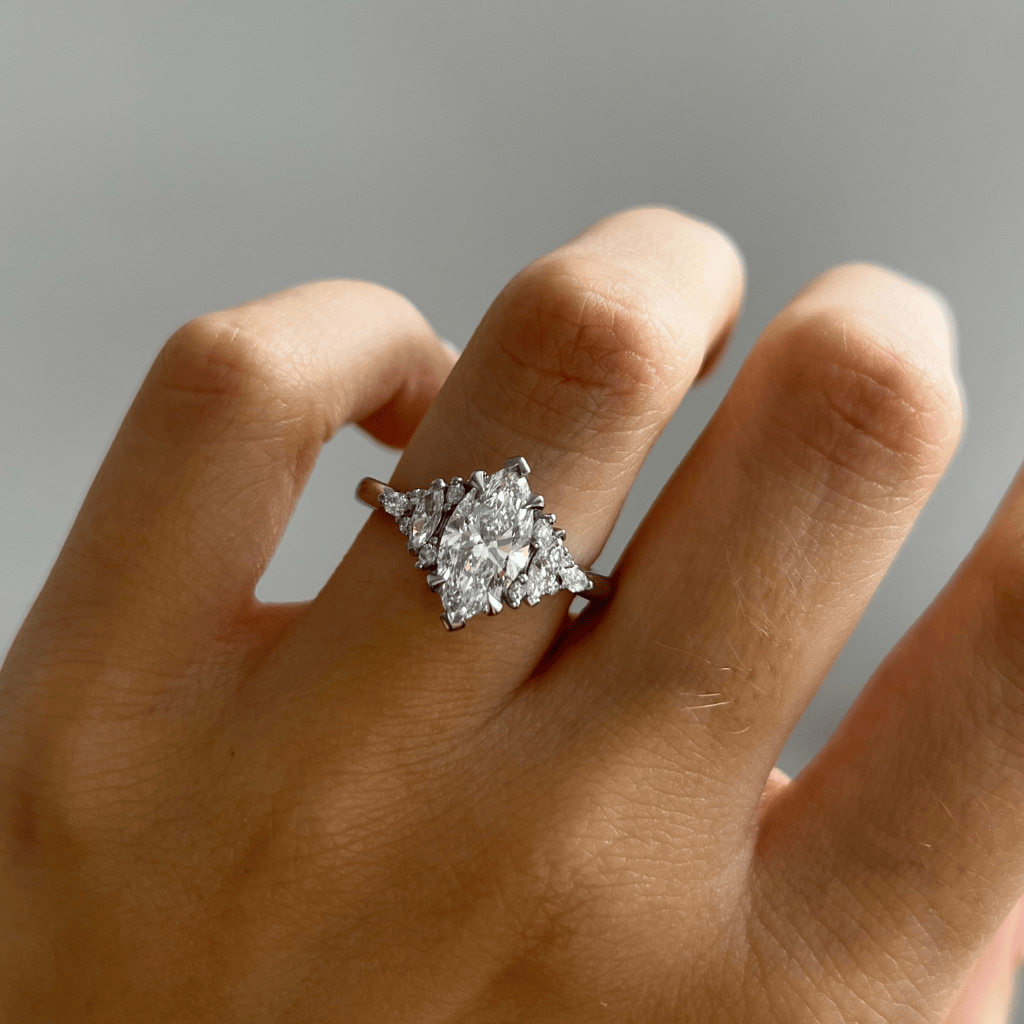 Solitaire-Oval Lab Grown Diamond Engagement Ring