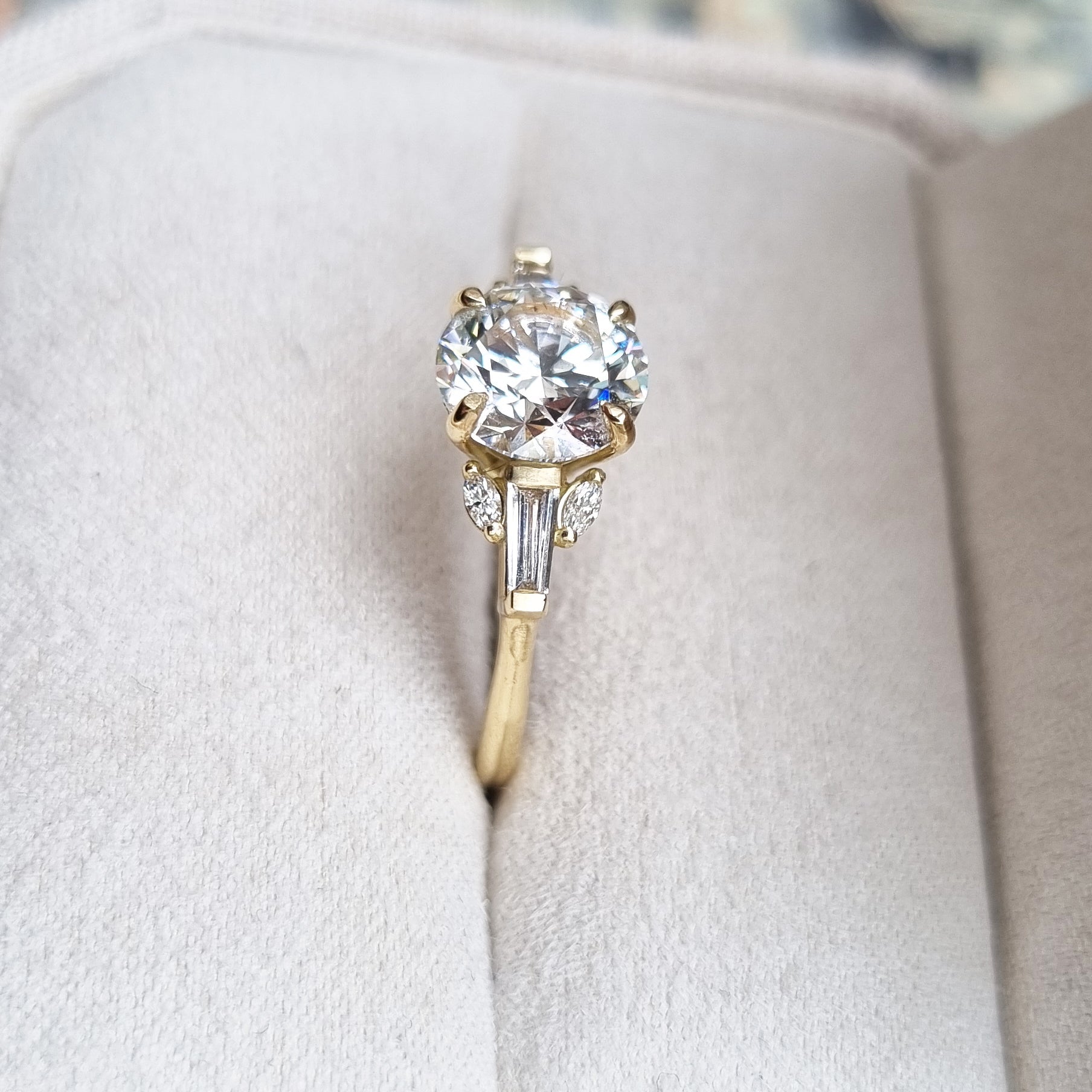 2.0 CT Round Lab-Grown Diamond Cluster Engagement Ring