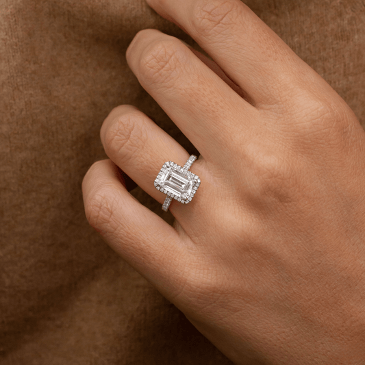Solitaire-Oval Lab Grown Diamond Engagement Ring