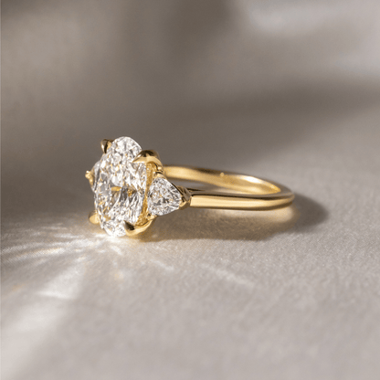 Solitaire-Oval Lab Grown Diamond Engagement Ring
