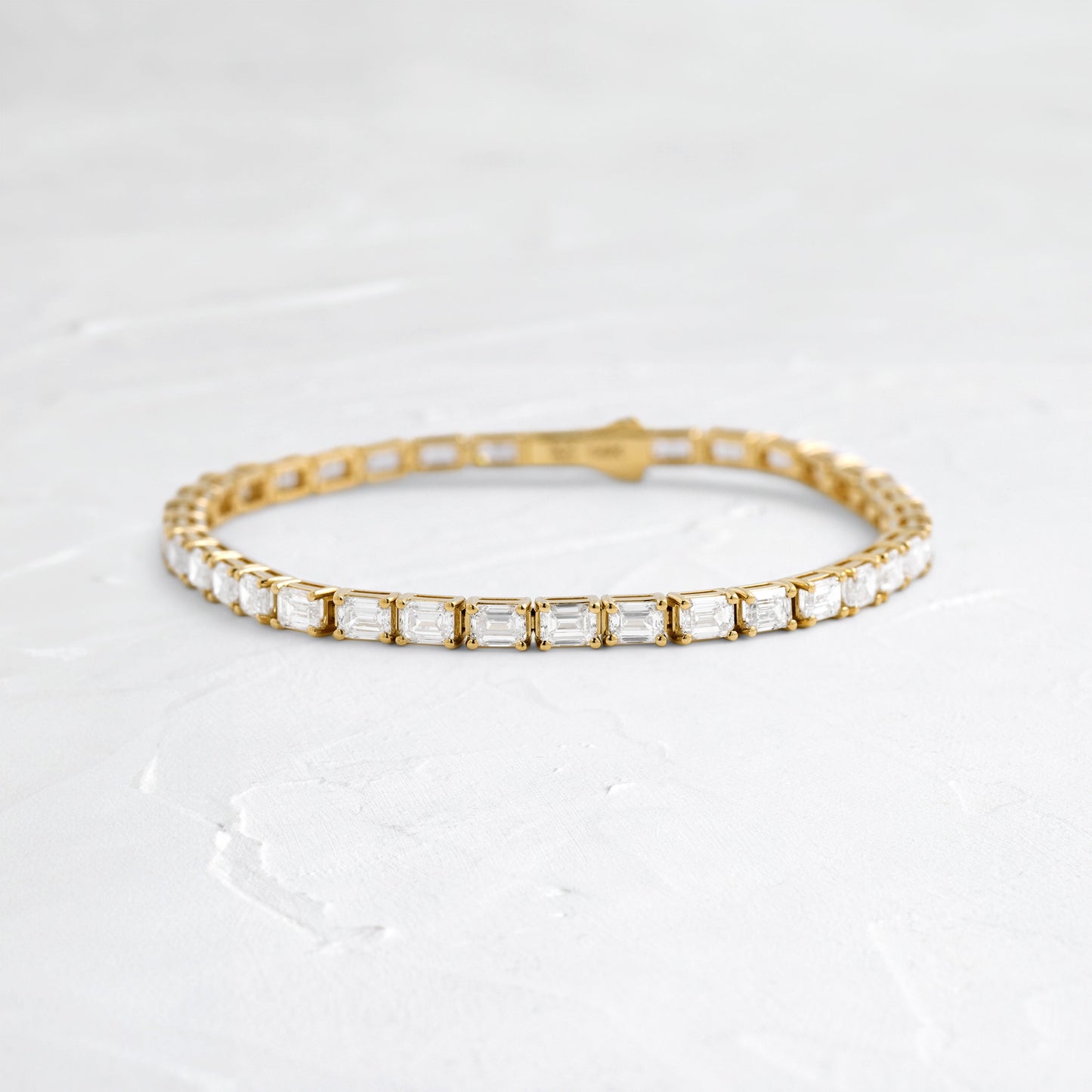 Solitaire Bezel-1.0 CT Oval Lab Grown Diamond Bracelets