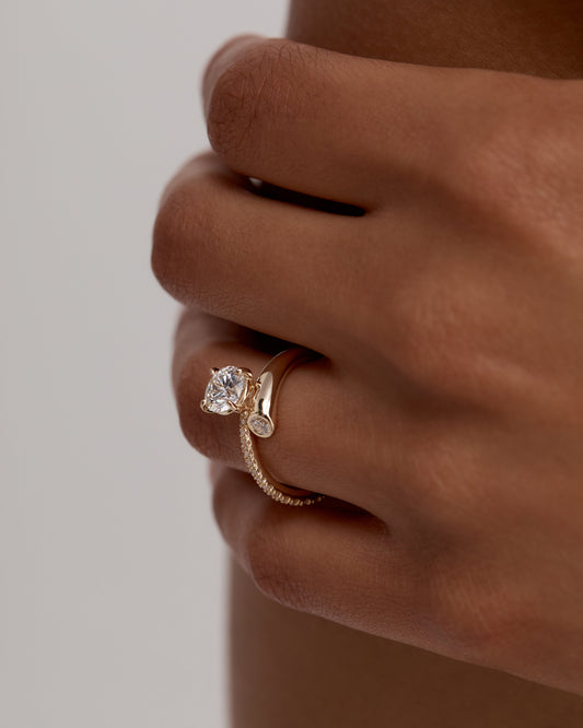 1.0 CT Round Lab Grown Diamond Swirl Engagement Ring in Gold 2
