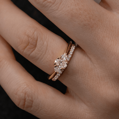 Solitaire-Oval Lab Grown Diamond Engagement Ring