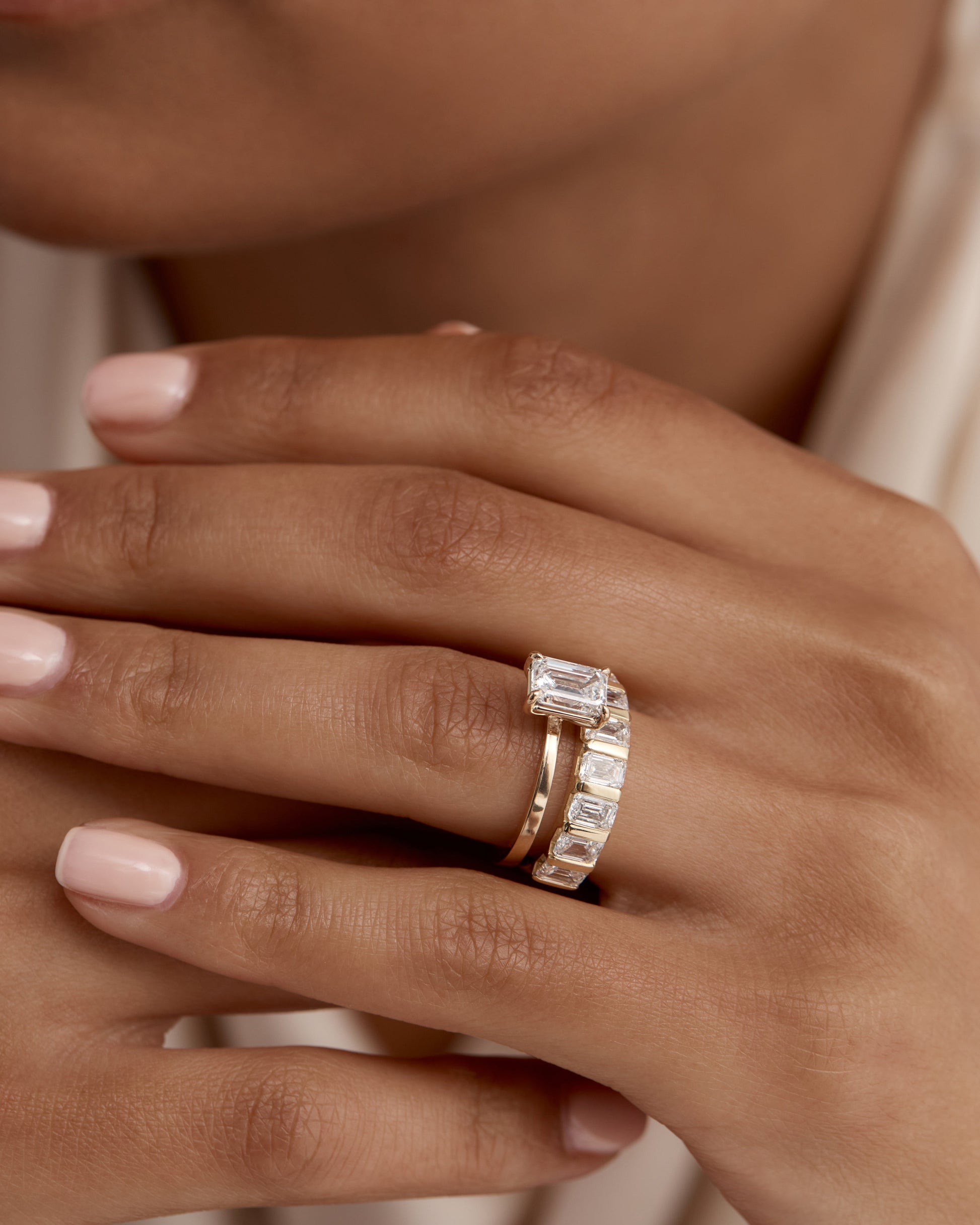 2.0 CT Emerald Cut Lab Grown Diamond Solitaire Engagement Ring in Gold Setting 8