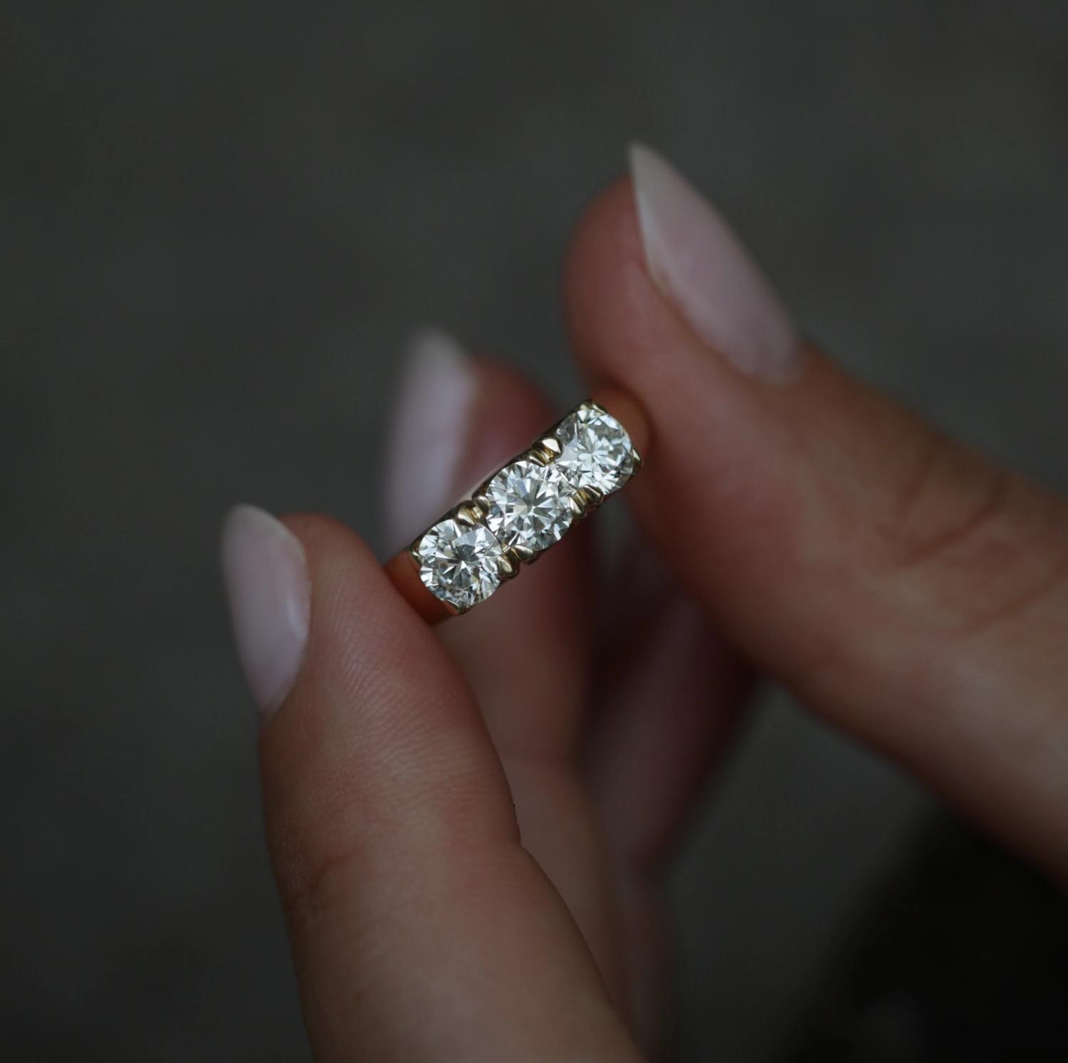 Eternal Elegance: 1.50 TCW Round Lab-Grown Diamond Trio Wedding Band 5