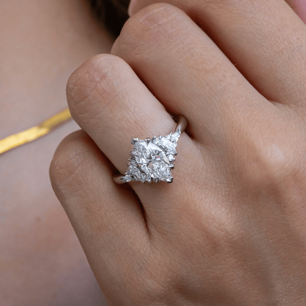 Solitaire-Oval Lab Grown Diamond Engagement Ring