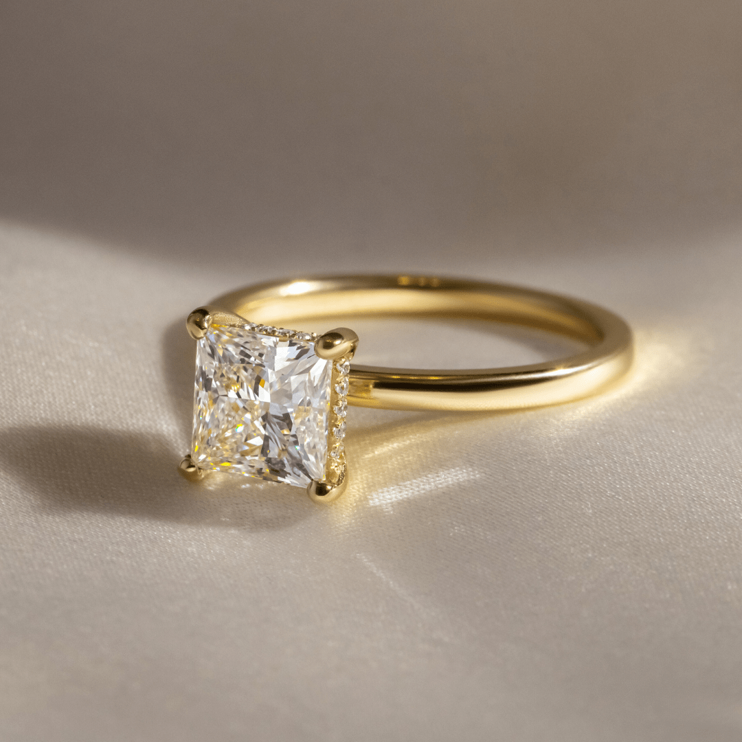 Solitaire-Oval Lab Grown Diamond Engagement Ring