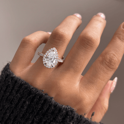 Solitaire-Oval Lab Grown Diamond Engagement Ring