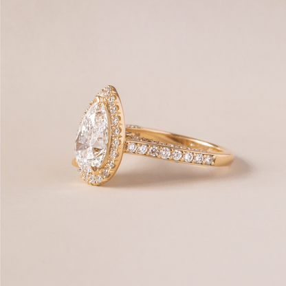 Solitaire-Oval Lab Grown Diamond Engagement Ring