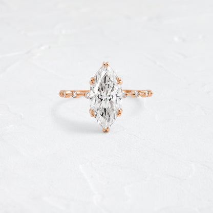 Solitaire-Oval Lab Grown Diamond Engagement Ring