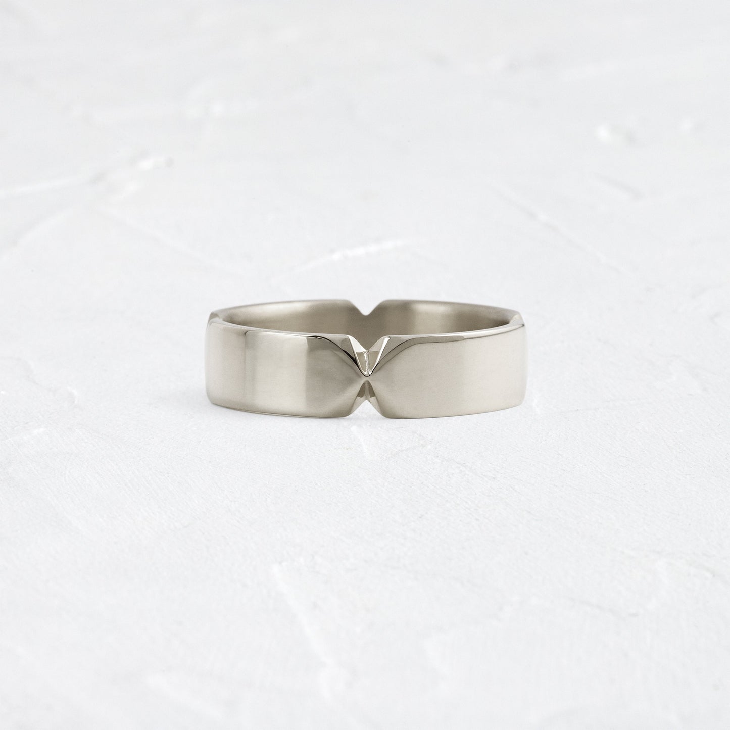 Classic- Men's Wedding Band