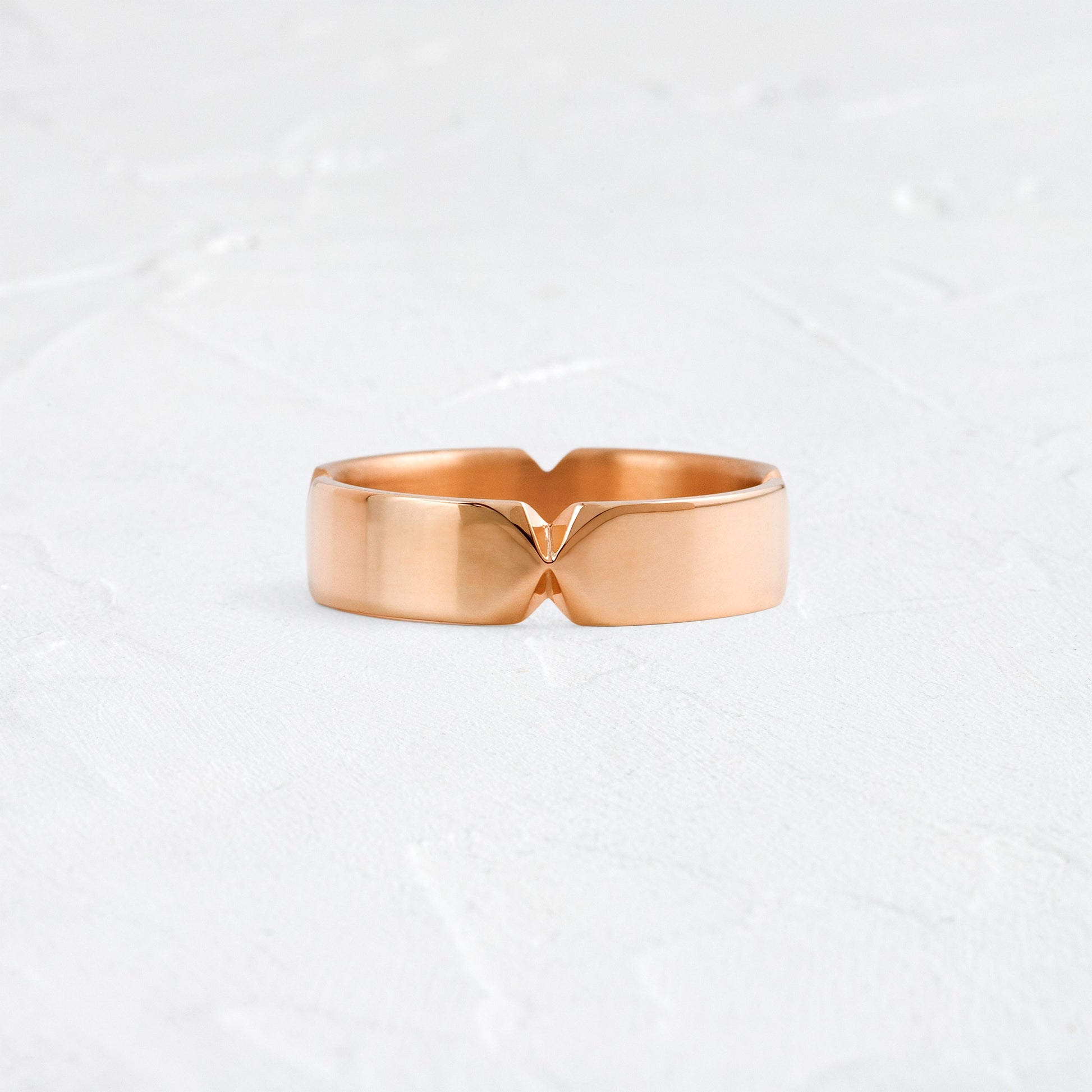 Classic- Men's Wedding Band