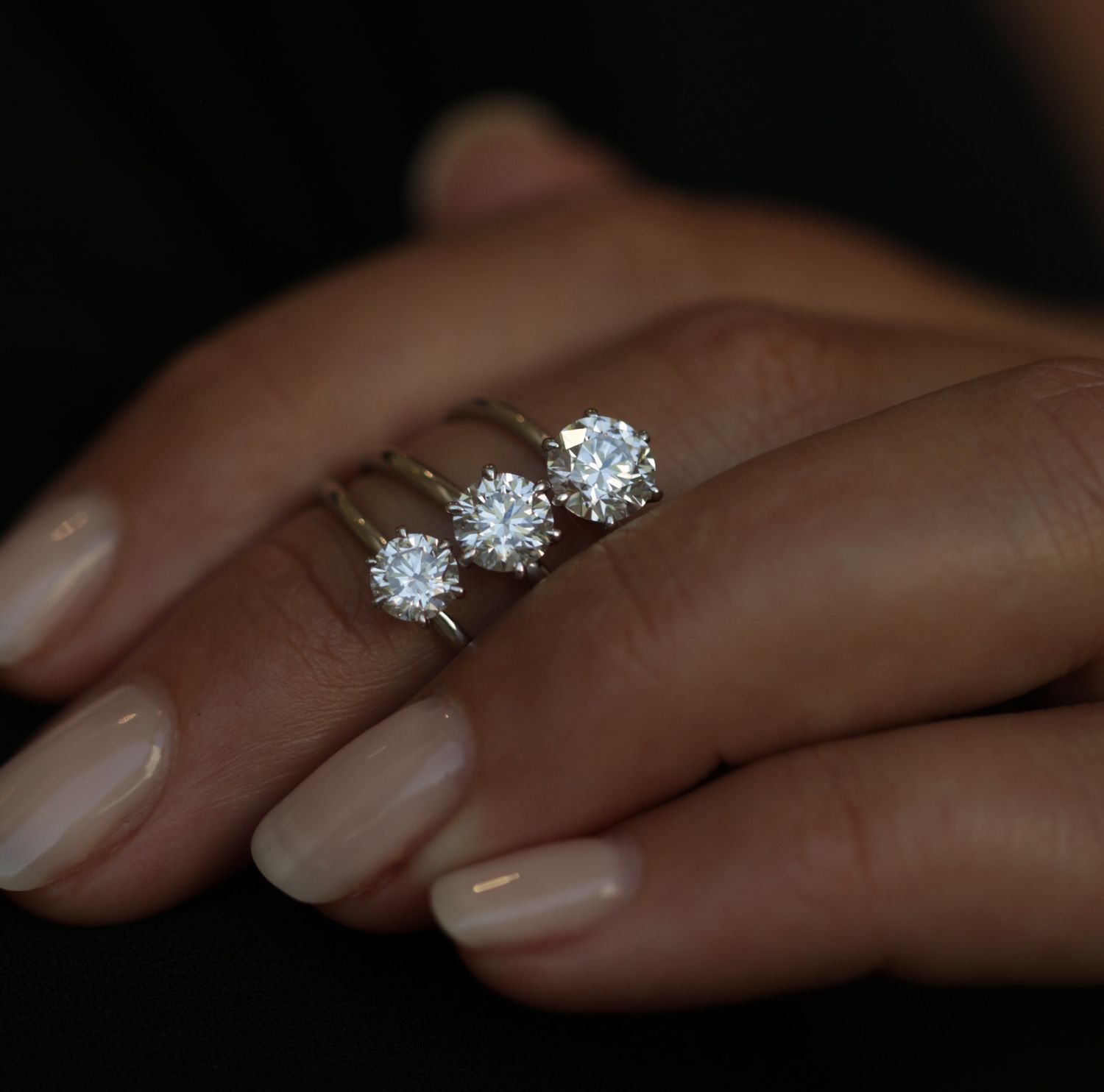 1.0 CT Round Lab-Grown Diamond Solitaire Ring in Classic Gold Setting 9
