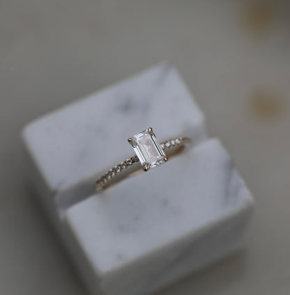 Elegant 0.90 CT Emerald Cut Lab-Grown Diamond Pave Engagement Ring 5