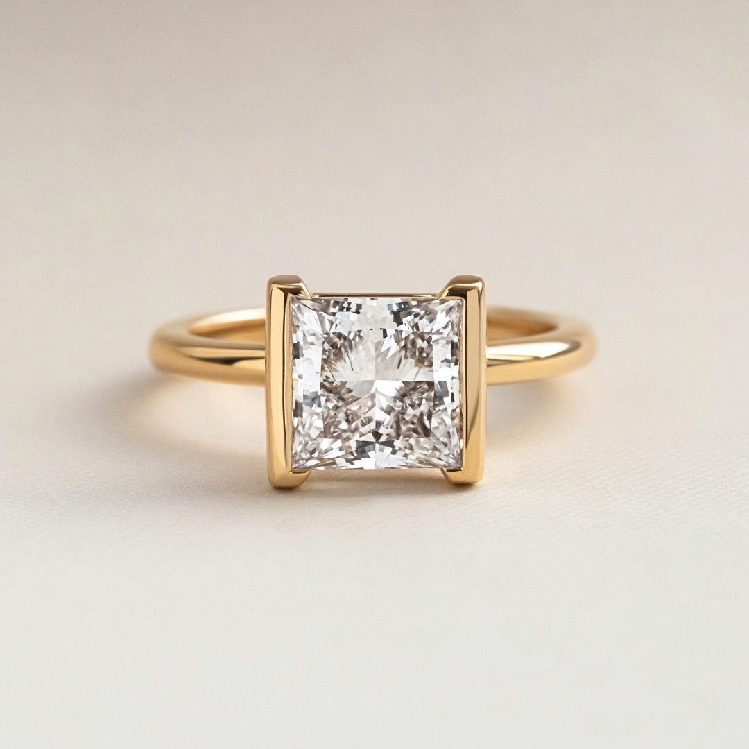 Solitaire-Oval Lab Grown Diamond Engagement Ring