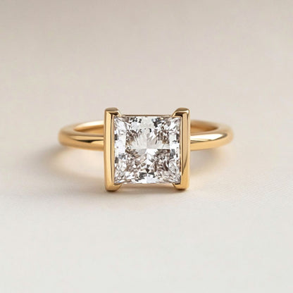 Solitaire-Oval Lab Grown Diamond Engagement Ring