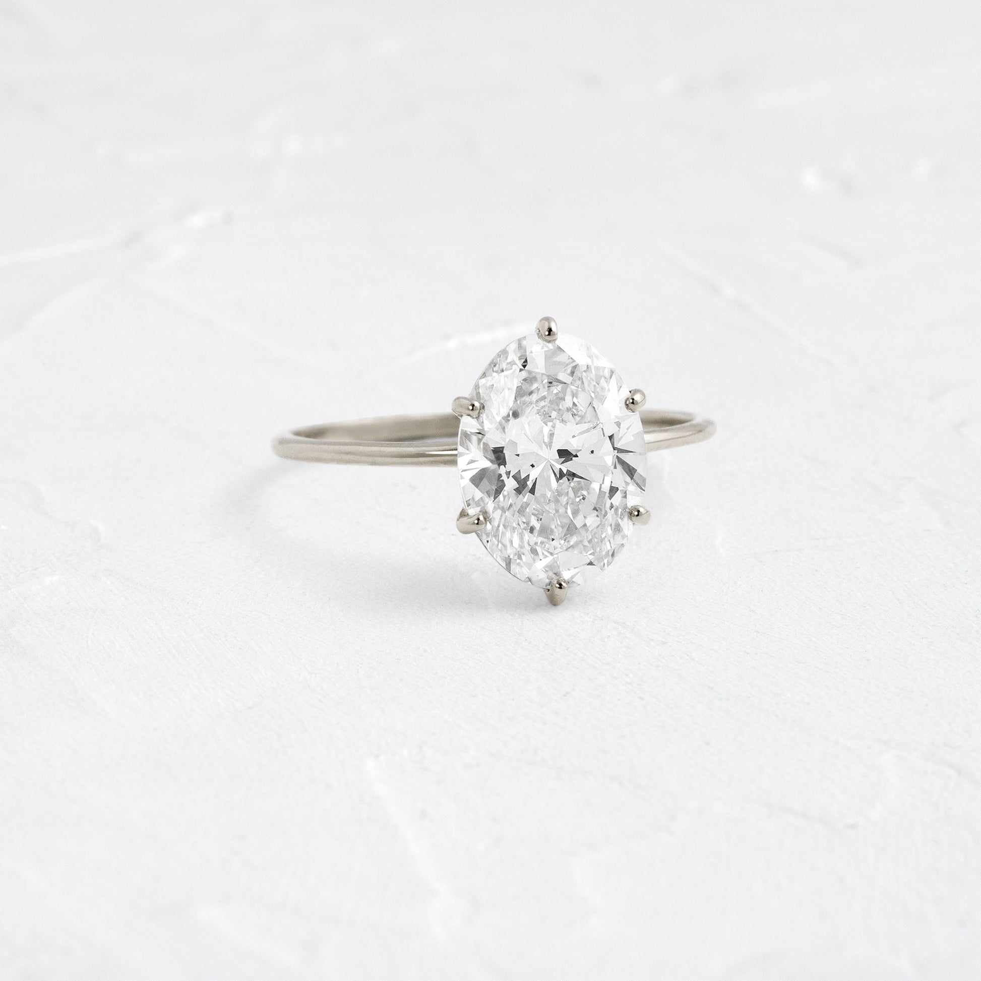 Solitaire-Oval Lab Grown Diamond Engagement Ring