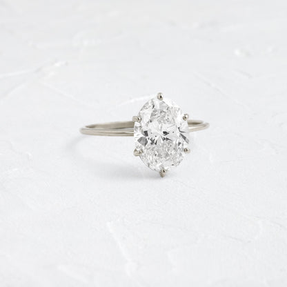 Solitaire-Oval Lab Grown Diamond Engagement Ring