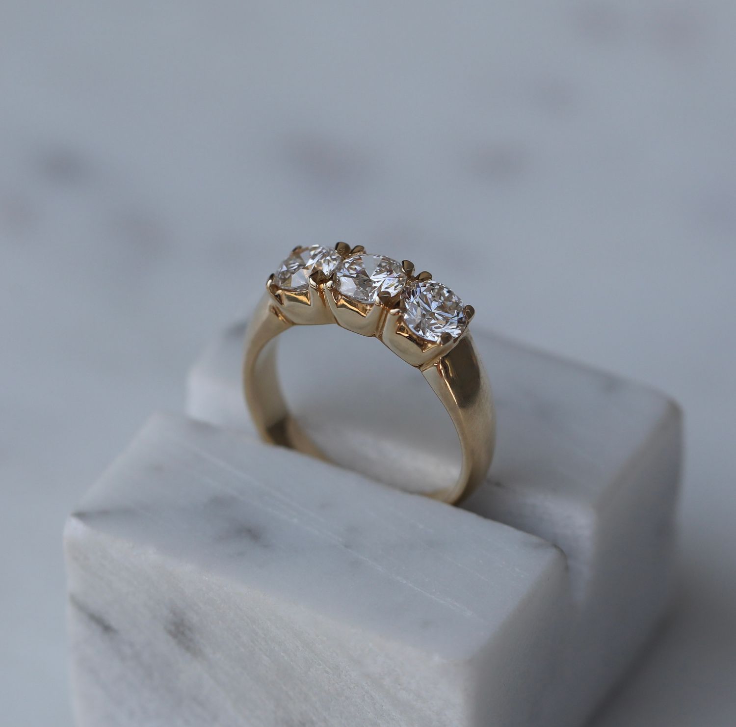 Eternal Elegance: 1.50 TCW Round Lab-Grown Diamond Trio Wedding Band 8