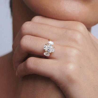 Solitaire-Oval Lab Grown Diamond Engagement Ring