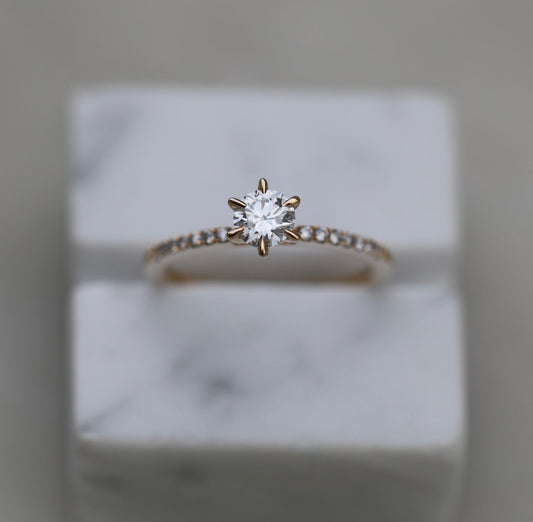 0.50 CT Round Cut Pave CVD E/VS1 Diamond Engagement Ring 1